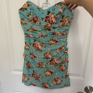 Floral strapless dress